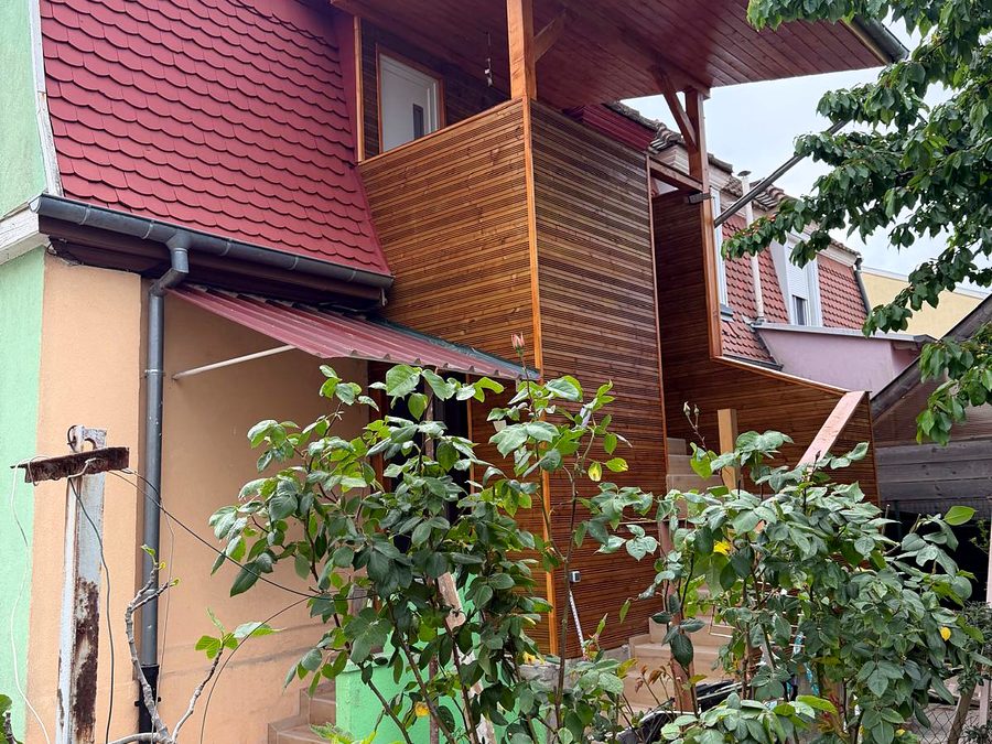 Facade et balcon bois - Eclat De Lune Colmar